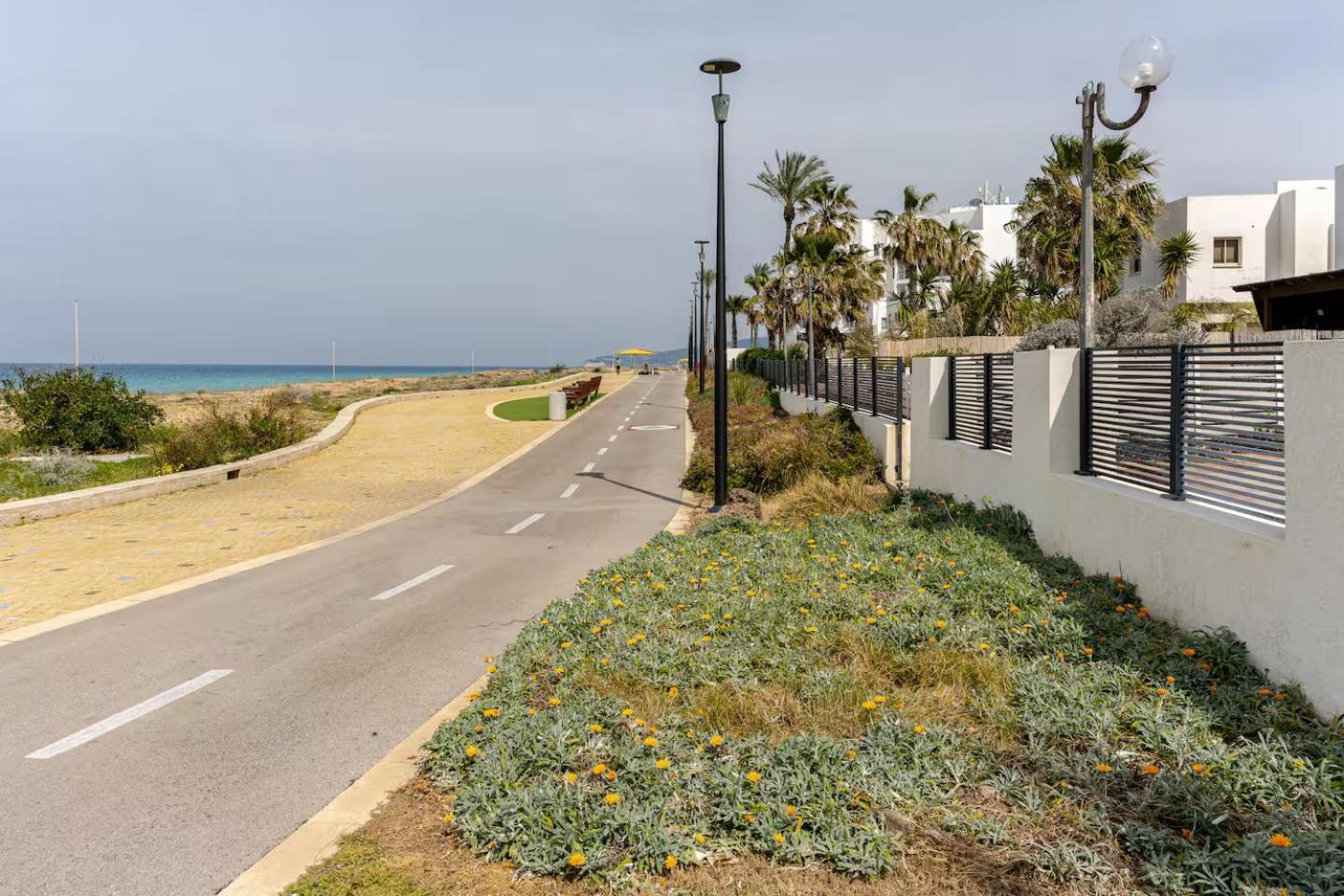 Gw951 Gugel Waves Amazing Seaview Apartments Nahariya Exteriör bild